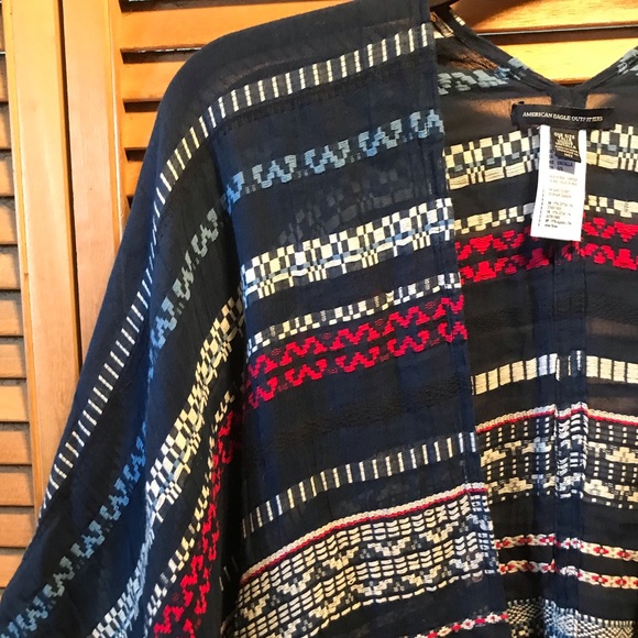 American Eagle Outfitters Aztec Design Kimono - Picture 3 of 9